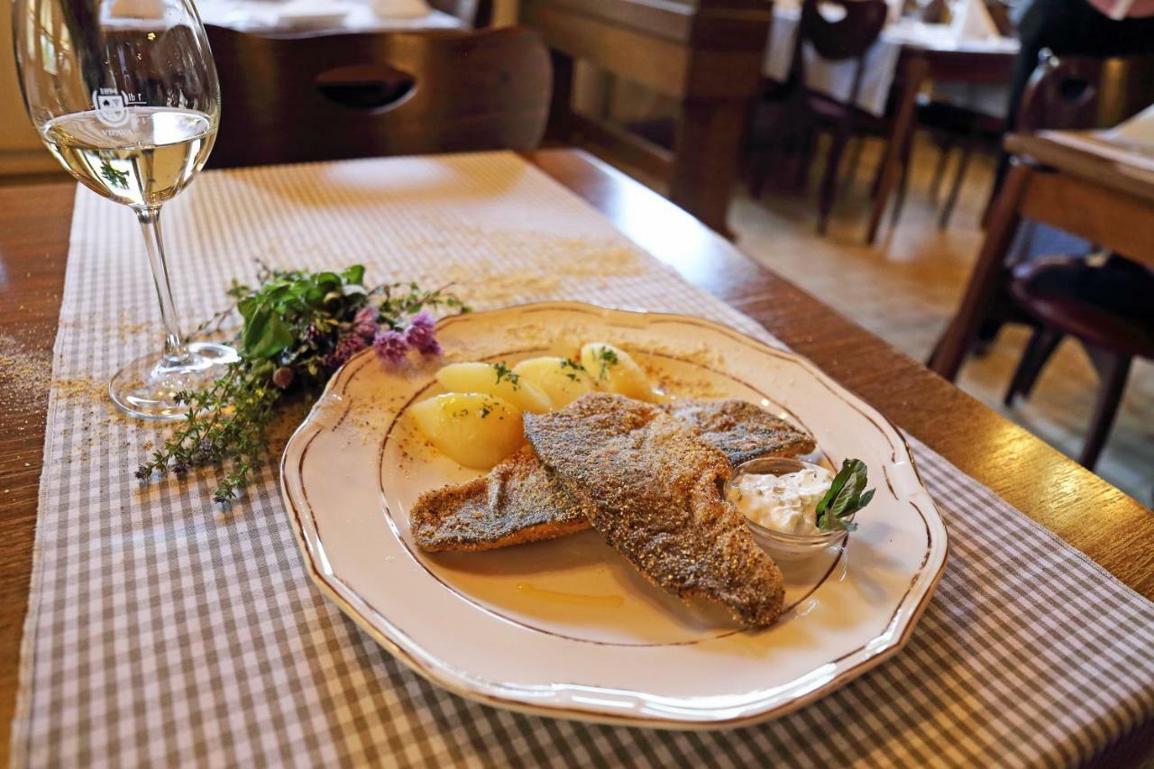 Hotel Tripic, Restaurant And Pizzeria Bohinj Exterior photo